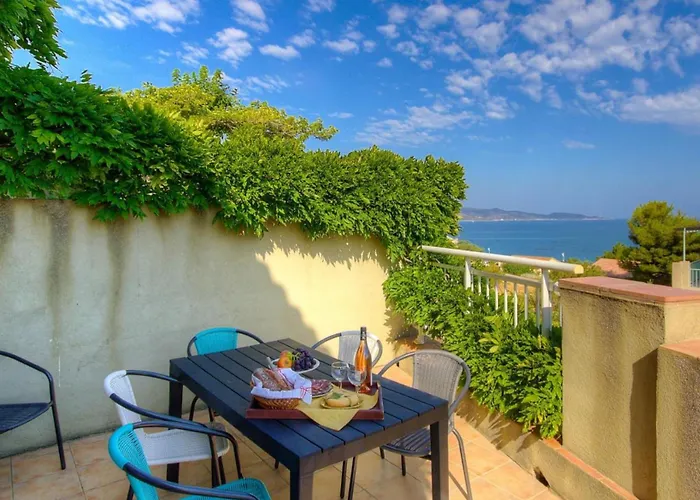 Lägenhet Vistamare Locations Avec Piscine Florent